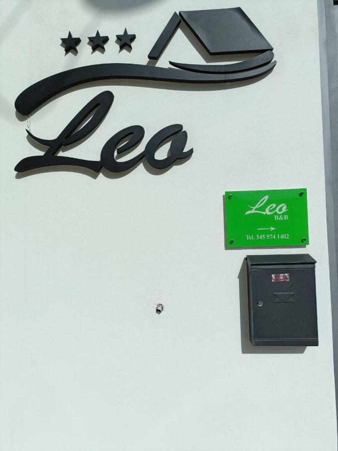 B&B Leo Noto Exteriör bild